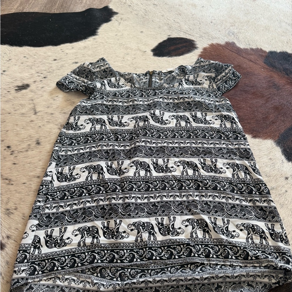 Black and White Elephant Print Blouse